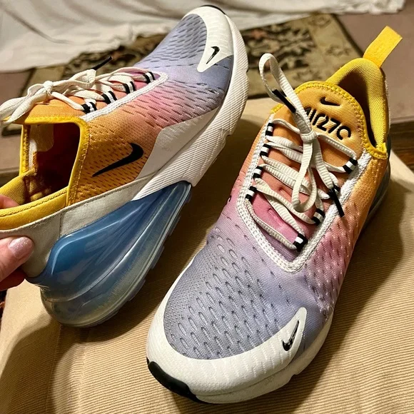 7 Mens Ladies 8.5 Nike Air Max 270 Gradient University AH8050-702 - Picture 13 of 13